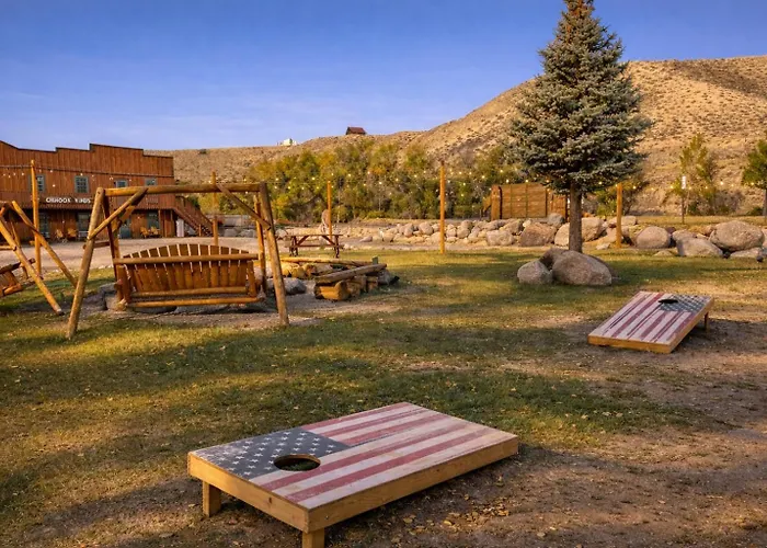 Chinook Winds Lodge *