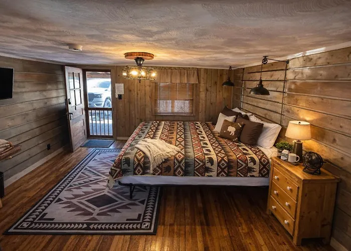 Lodge Chinook Winds